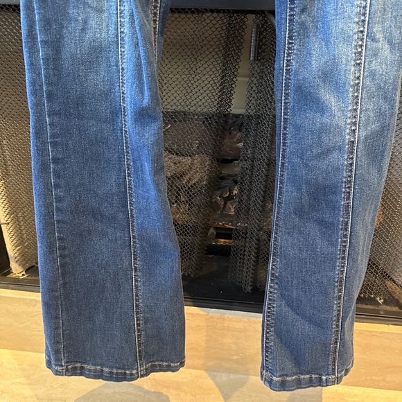 Boot Cut Jeans - Picture 2 of 5